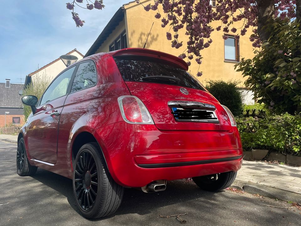 Fiat 500 Schräghecklimousine Sport 1.4 16V 101 PS rot in Troisdorf