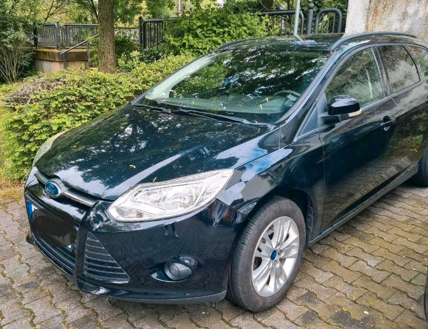 Ford Focus Kombi | Benziner | 1,6l in Frankfurt am Main