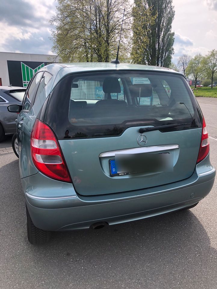 Mercedes A150 Elegance in Bremen