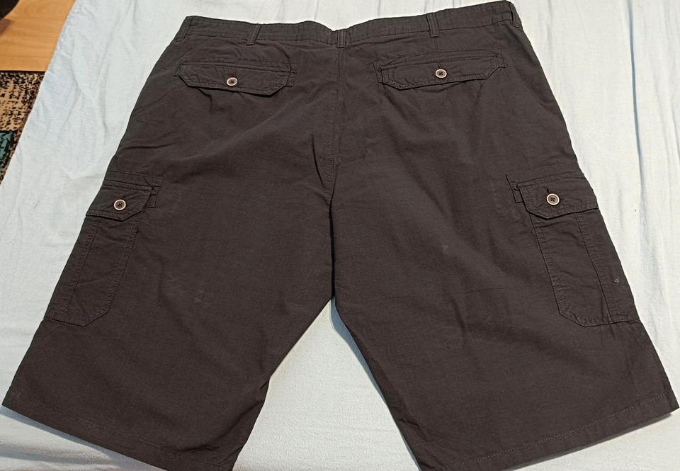 Cargo Short LC Waikiki in Frankfurt am Main