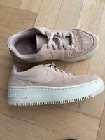 Nike Air Force Damen Sneaker rosa Wildleder Velours Bayern - Memmingen Vorschau