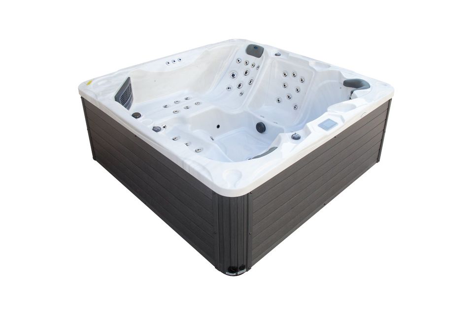 Whirlpool, swim spa, Gartenpool, outdoor whirlpool, hot tub in Frechen