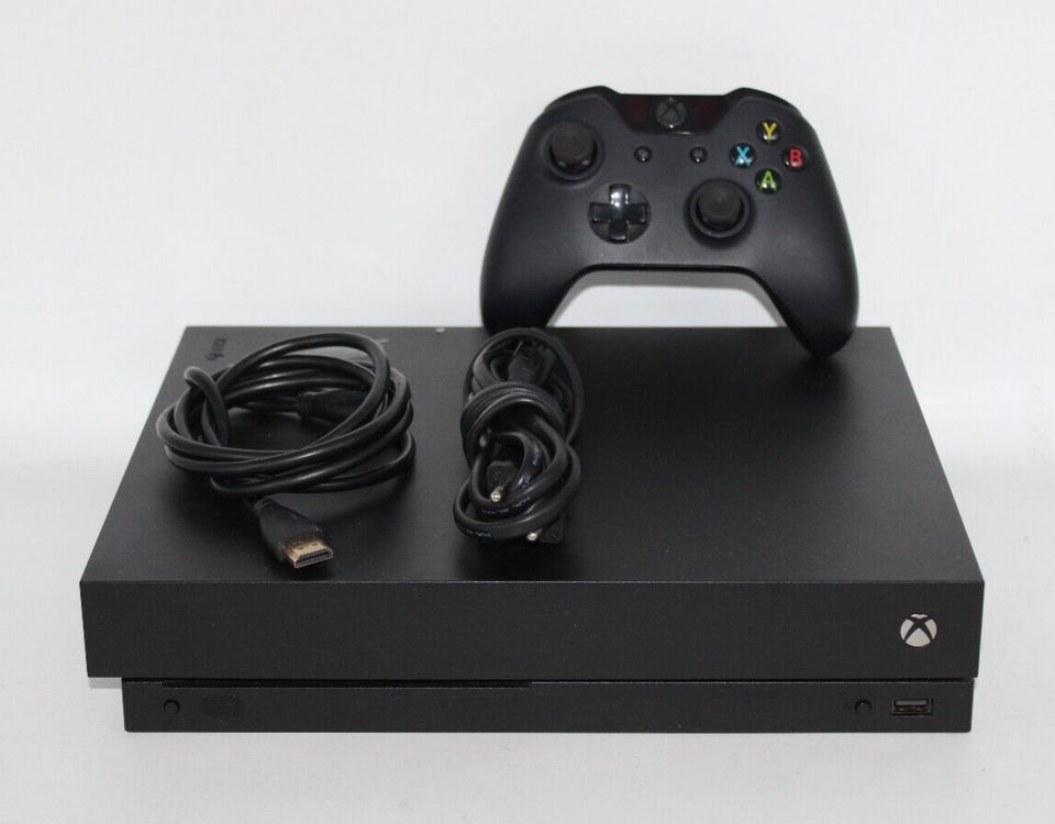 Microsoft Xbox One X - 1TB - Spielekonsole - Schwarz in Duisburg
