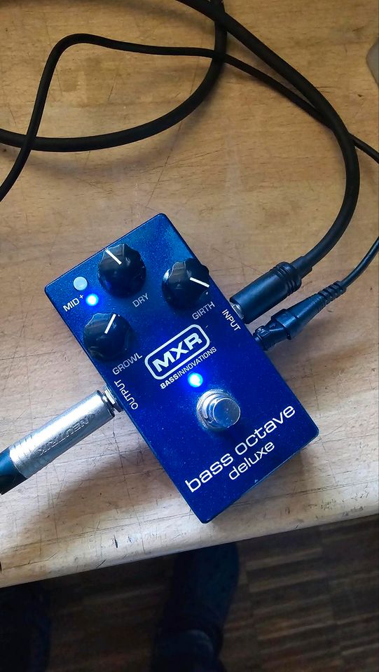 MXR Bass Octave Deluxe M288 Octaver Bodenpedal in Elchingen