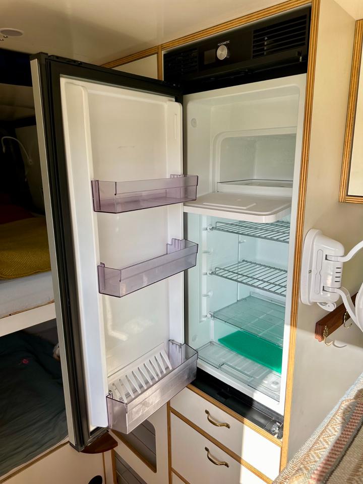 Mercedes Sprinter 907 4x4 Campervan – Einzelstück mit Qualität in Hamburg