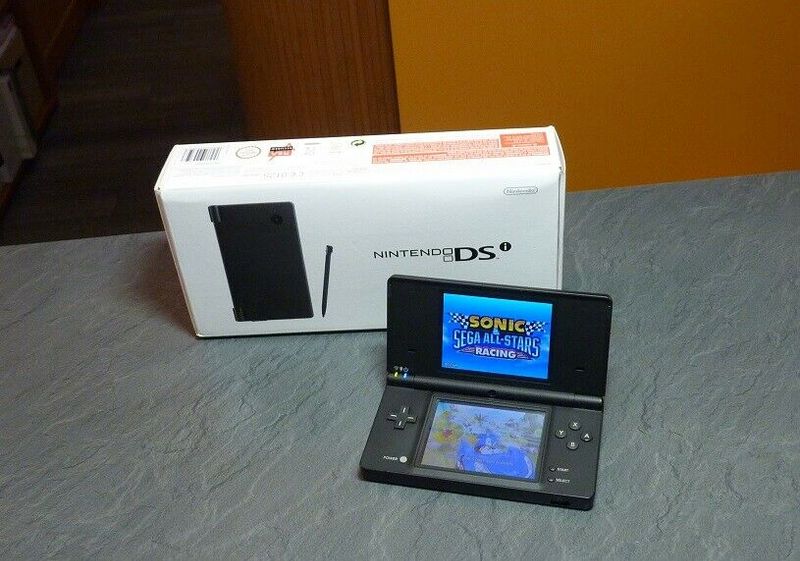 Nintendo DSi Konsole in Matt Schwarz mit Rechnung und Garantie ! in Pankow  - Prenzlauer Berg | DS(i) & PSP gebraucht kaufen | eBay Kleinanzeigen ist  jetzt Kleinanzeigen