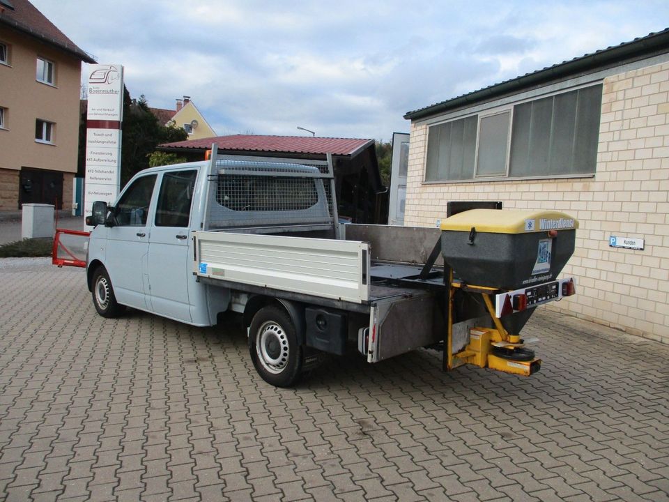 Volkswagen T5 Doppelkabine 4M Winterdienst in Rügland