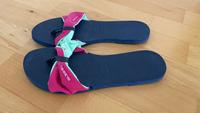 Havaianas You Saint Tropez Sandalen FlipFlops pink-blau 39/40 NEU Schleswig-Holstein - Norderstedt Vorschau