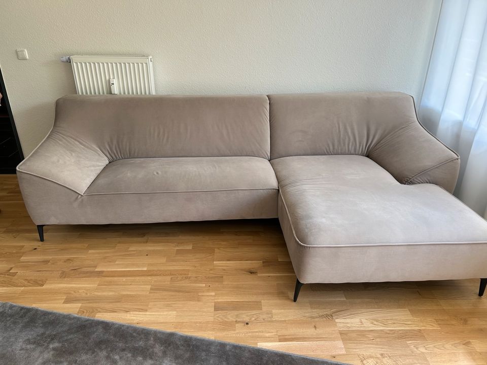 Sofa zu verkaufen in Mönchengladbach
