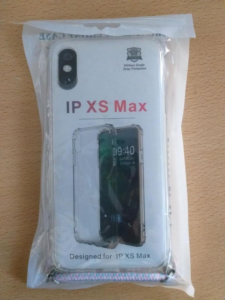 IPhone Hülle Cover IP XS Max mit Umhängekordel in Halbendorf