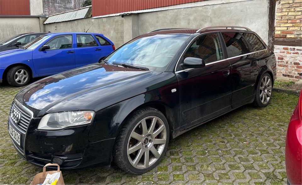 Audi A4 B7 2.7 TDI S-Line in Richtenberg