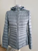 Gil Bret Ultra Light Daunenjacke Gr. 38 Steppjacke Düsseldorf - Düsseltal Vorschau