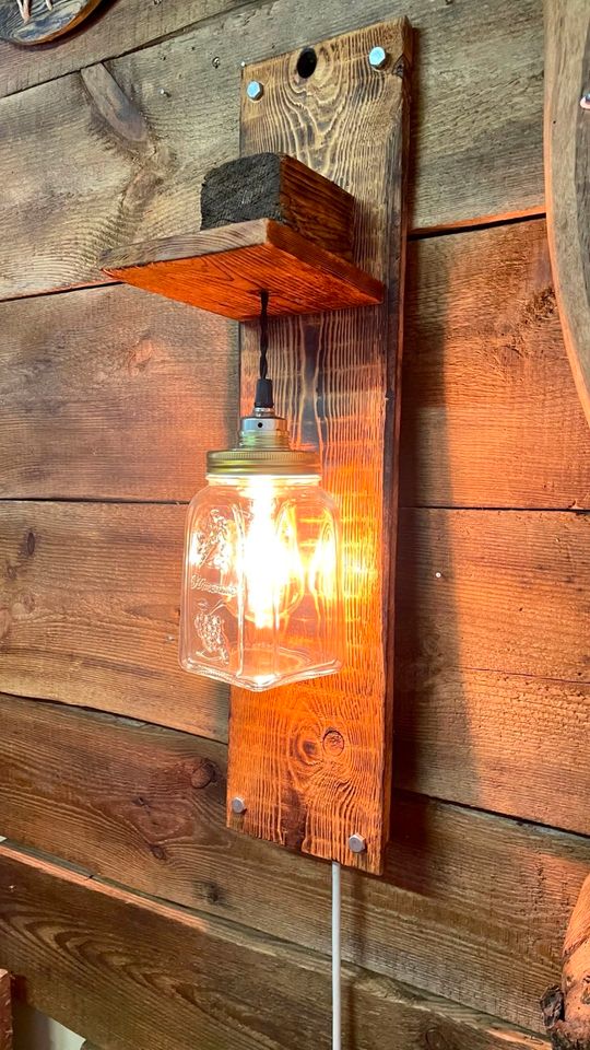 Rustikale Wandleuchte ⭐ Paletten Lampe ⭐ Wandlampe in Friesoythe