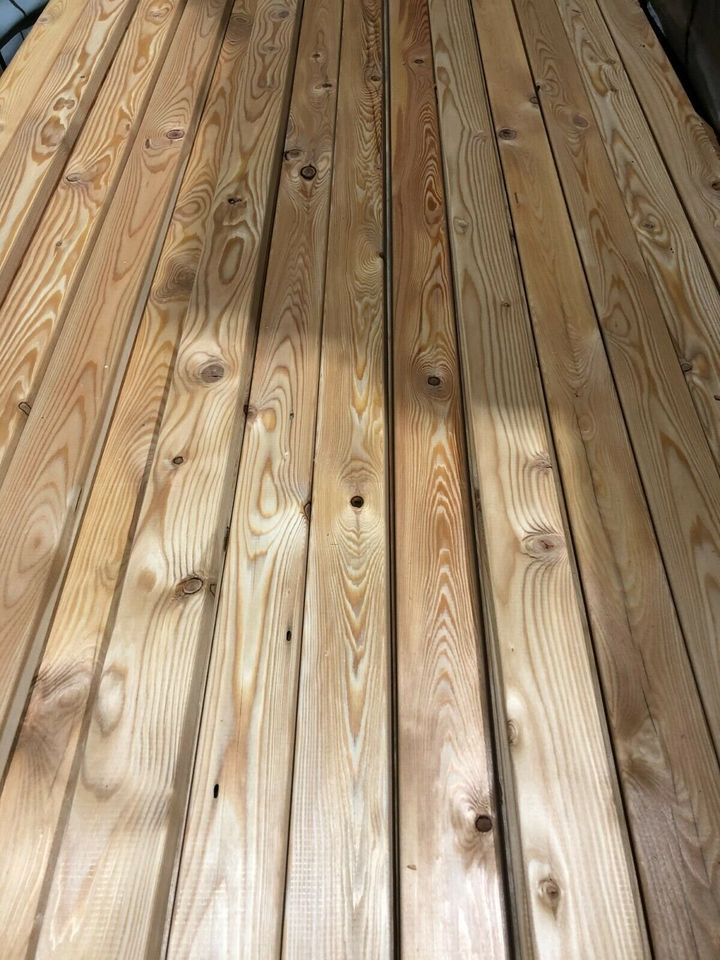 19 m² sibirische Lärche Terrassendielen (€/qm 65€) gehobelt 44x58x1700 mm Rhombus Fassadenprofil Holzdielen Holzbretter Holzlatten Unterkonstruktion 3080206 in Hahn am See