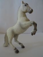 Bullyland 62569 Lipizzaner Hengst steigend 13 cm Pferd Schleswig-Holstein - Geschendorf Vorschau