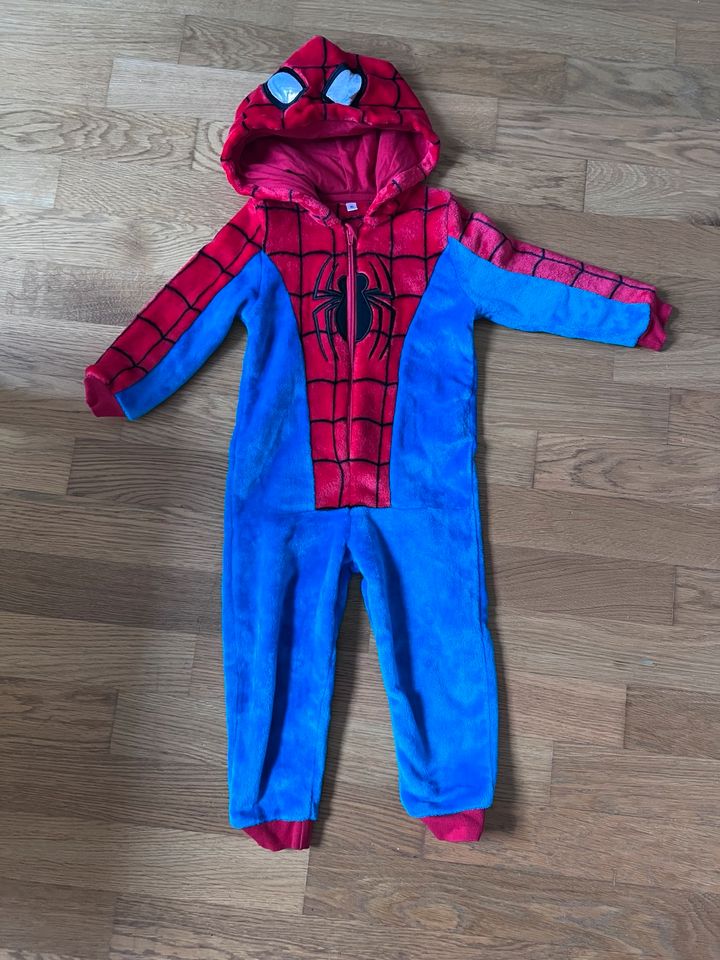 Spider-Man Anzug Größe 98 C&A in München