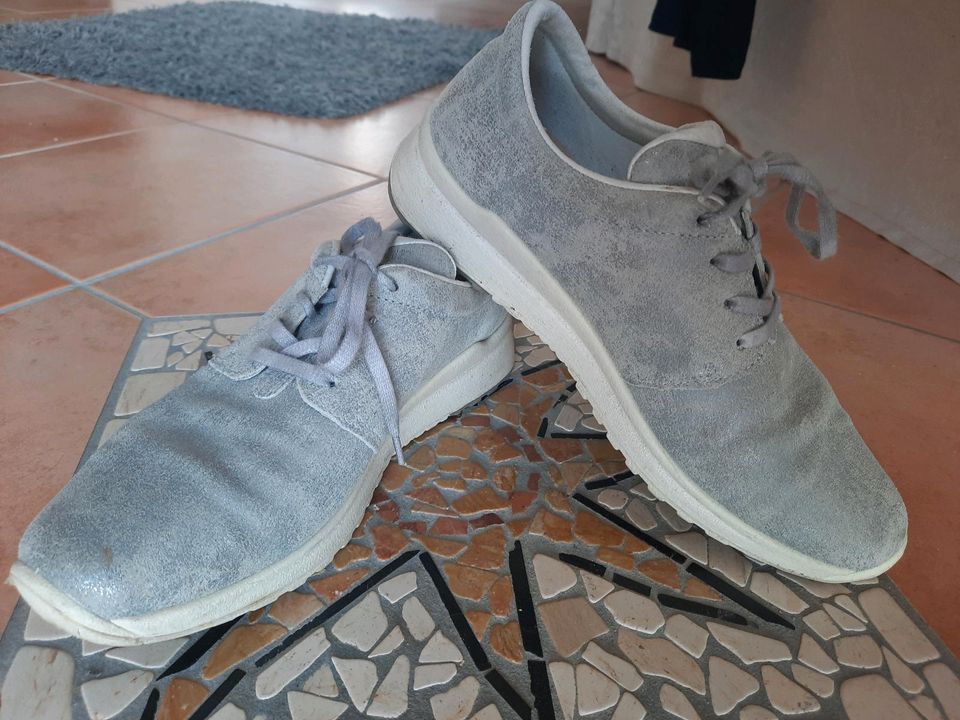 LEGERO Sneakers Gr 7  40,5 grausilber Neuwertig in Waldbreitbach