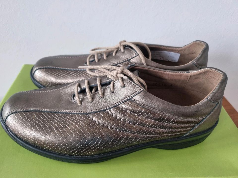 Sneaker Bequeme Schuhmarke Ströber Gr.41 NP: 149,90 € in Essen -  Essen-Werden | eBay Kleinanzeigen ist jetzt Kleinanzeigen