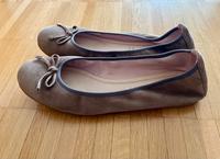 Ballerinas von Unisa Hessen - Bad Vilbel Vorschau