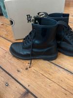 Dr. Martens Elberfeld - Elberfeld-West Vorschau