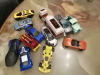 12 Hot Wheels Autos Niedersachsen - Gehrden Vorschau