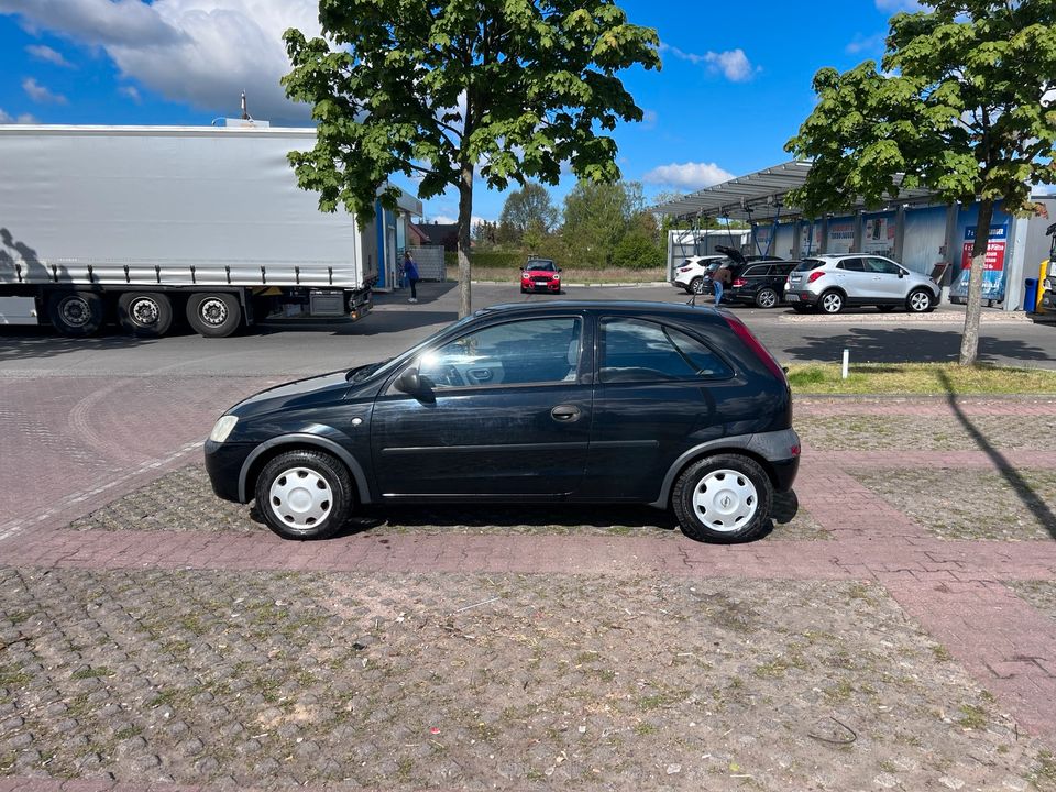 Opel Corsa C in Berlin