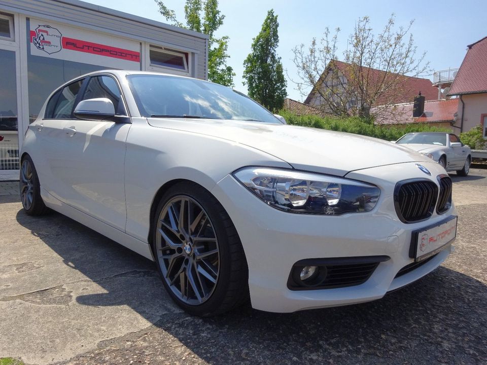 BMW 120i 5TRG. NAVI PDC SPORT 18" ALU 2.HAND in Höpfingen