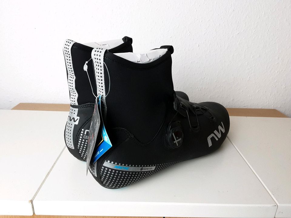 ☆NEU☆Gr. 45,5 Northwave Celsius R Artic GTX Fahrradschuhe Rennrad in Überlingen