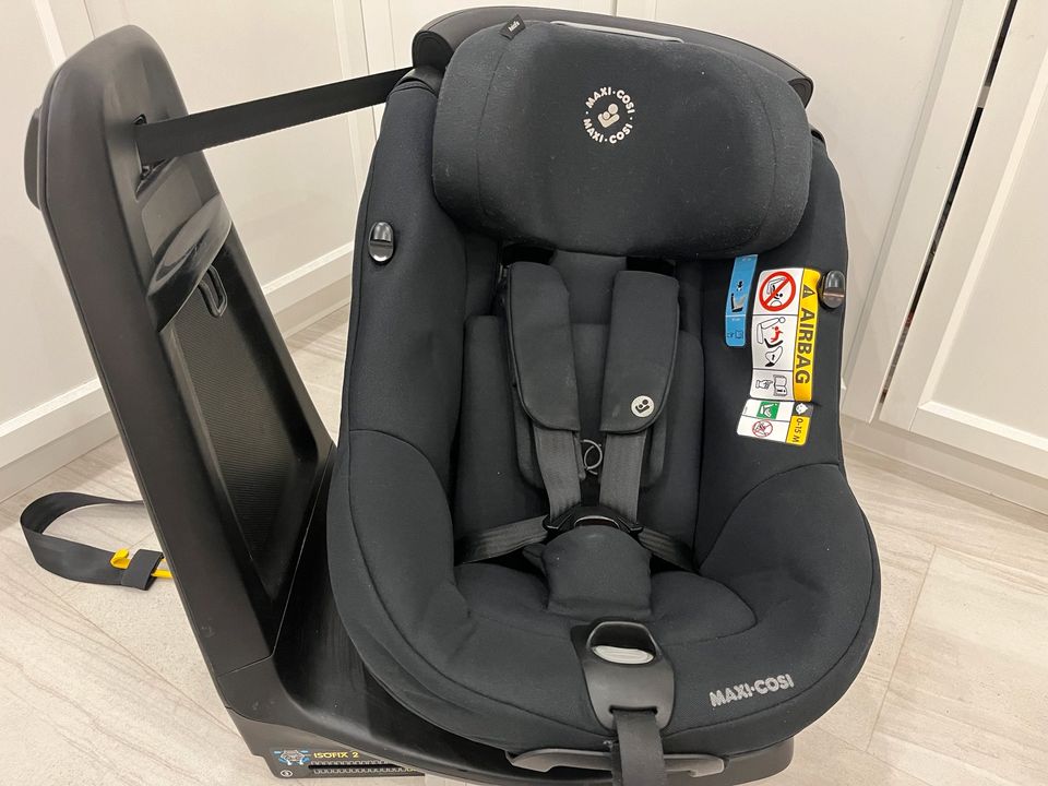 Maxi Cosi Axiss Fix reboarder Authentic Black in Kleinblittersdorf