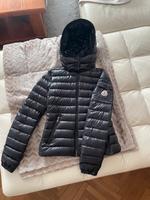 Moncler Bleu Damen Daunenjacke Größe XS 0 München - Altstadt-Lehel Vorschau
