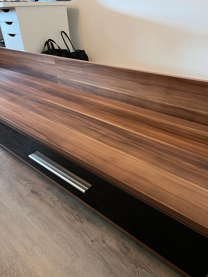 Smart TV Lowboard IKEA *2 Teilig | L 2,30m x B 50cm x H 42cm in Hameln