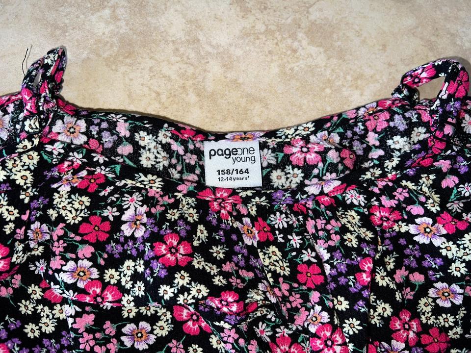 Gr.158/164: 2x Mädchen Langarmshirt Top Schulterfrei Crinkle in Obing