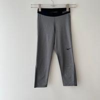 Nike Pro Sporthose Leggings Sportleggings grau S Fitness 3/4 Niedersachsen - Oldenburg Vorschau