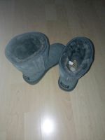 Ugg Boots grau Niedersachsen - Isernhagen Vorschau