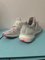 Adidas Ultraboost 1.0 Valentine Day Niedersachsen - Lüneburg Vorschau