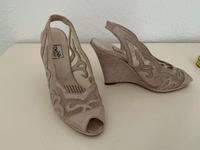 Perla/ GR. 38,5/ Schuh/ Beigetöne / Leder - Mix Köln - Ehrenfeld Vorschau