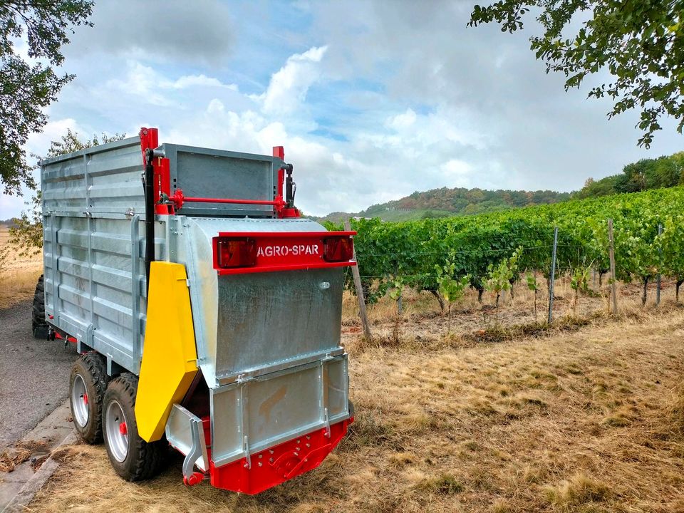 Weinbergstreuer Kompoststreuer für Weinbau Obstbau in Markt Nordheim