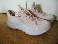 Nike React Escape run rosa Gr. 41 Turnschuhe Laufschuhe Gym Frankfurt am Main - Nieder-Eschbach Vorschau