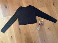 SHEIN Curve schwarzes Oberteil Größe 0XL/44, V-Ausschnitt Hessen - Roßdorf Vorschau