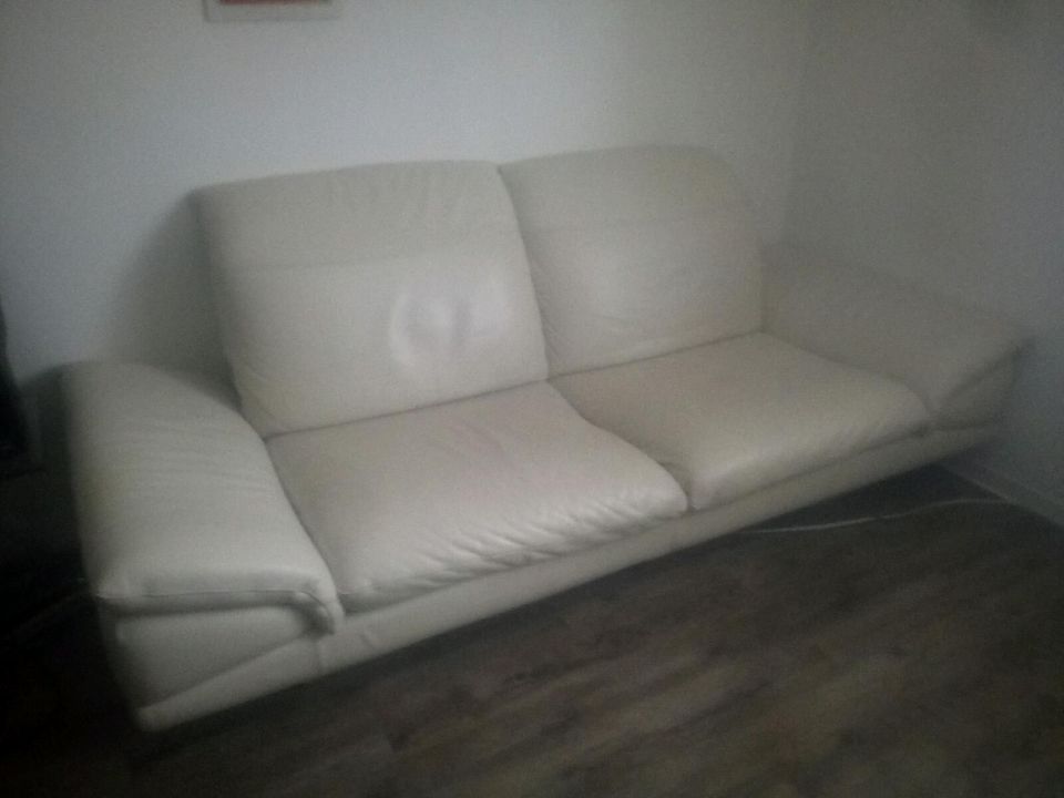 Echt Leder Couch Sofa in Berlin