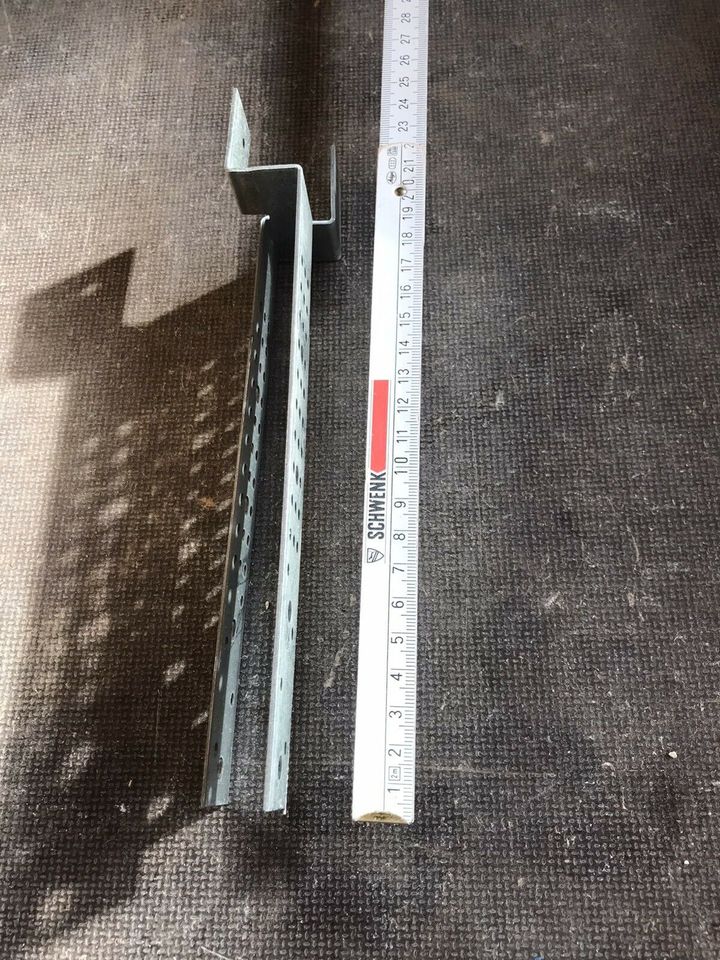 First- und Gratlattenhalter 30 mm (25 Stück ) in Pöttmes