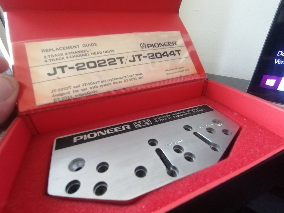 Pioneer JT-2044T Reel-to-Reel Tape Recorder in Hamburg