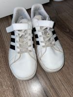 Adidas Schuhe Niedersachsen - Drochtersen Vorschau