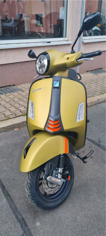 Vespa GTS 300 SuperSport E5 in Erfurt