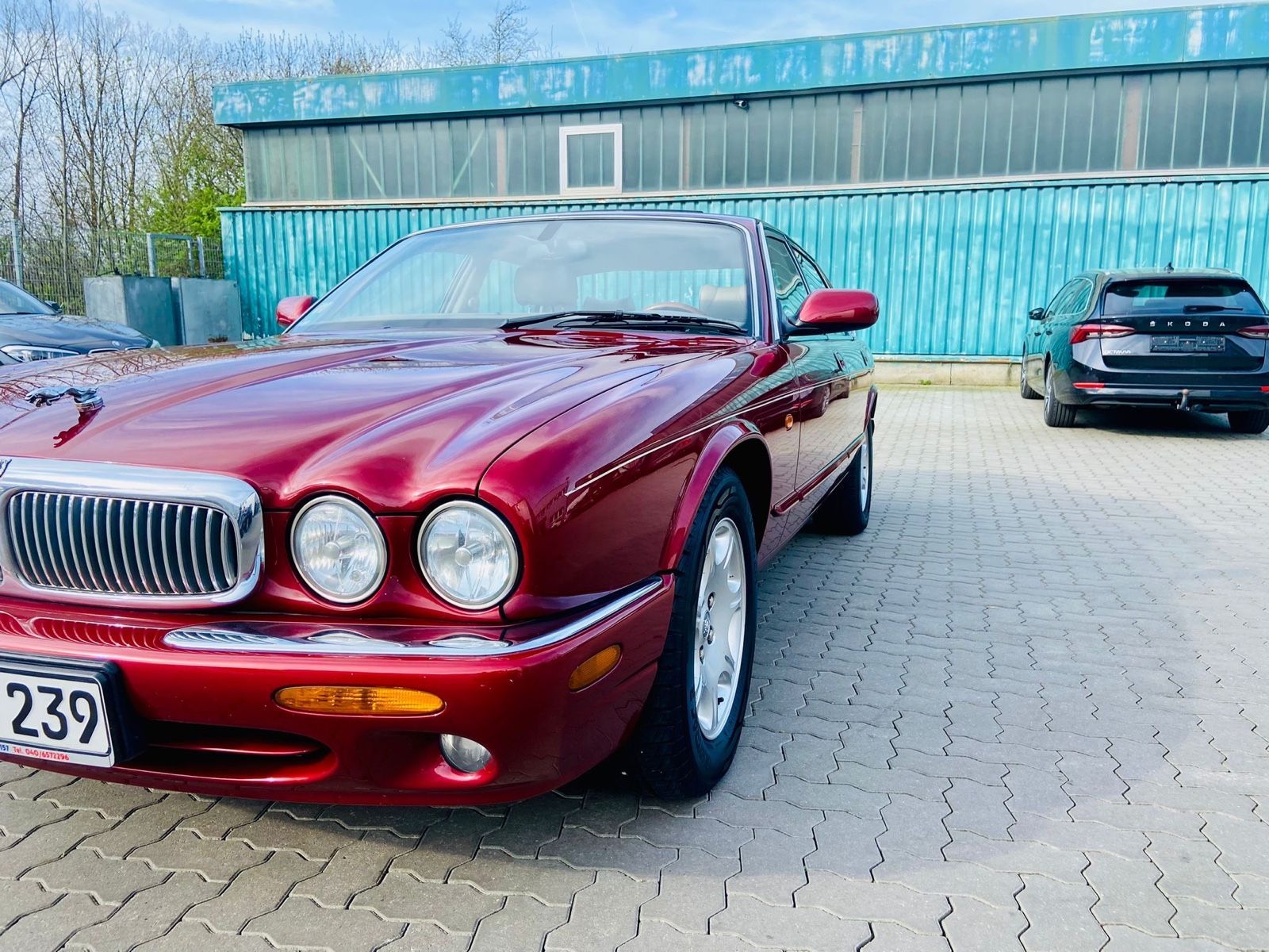 Abbildung des Autos Jaguar XJ8 - Liebhaberst…