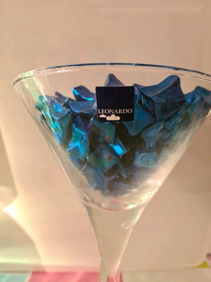 LEONARDO Deko Glas blaue Steine Cocktail Glasbehälter in Leopoldshöhe