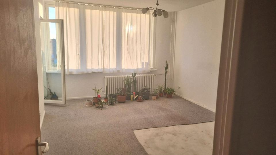 2 Zimmer Wohnung zur UNTERMIETE in Steglitz in Berlin