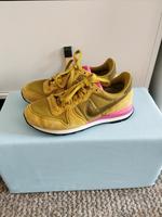 Nike Sneaker Internationalist 36,5 Frauen Schuhe Niedersachsen - Freren Vorschau