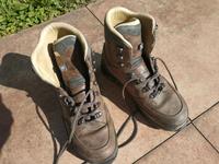 Lowa Trekker Bergschuhe Trekkingschuhe 42 Bergwandern Hochgebirge Bayern - Schöllkrippen Vorschau