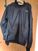 Nike Windjacke mit Kaputze Grösse L Rügen - Sassnitz Vorschau